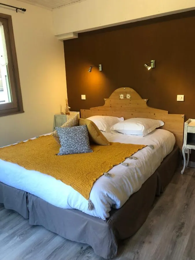Hotel La Kinkerne Morzine 2*,