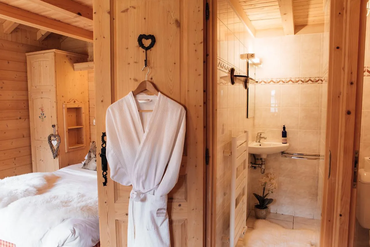 Hotel La Kinkerne Morzine 2*,  Frankrijk