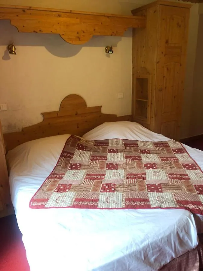 Hotel La Kinkerne Morzine 2*,