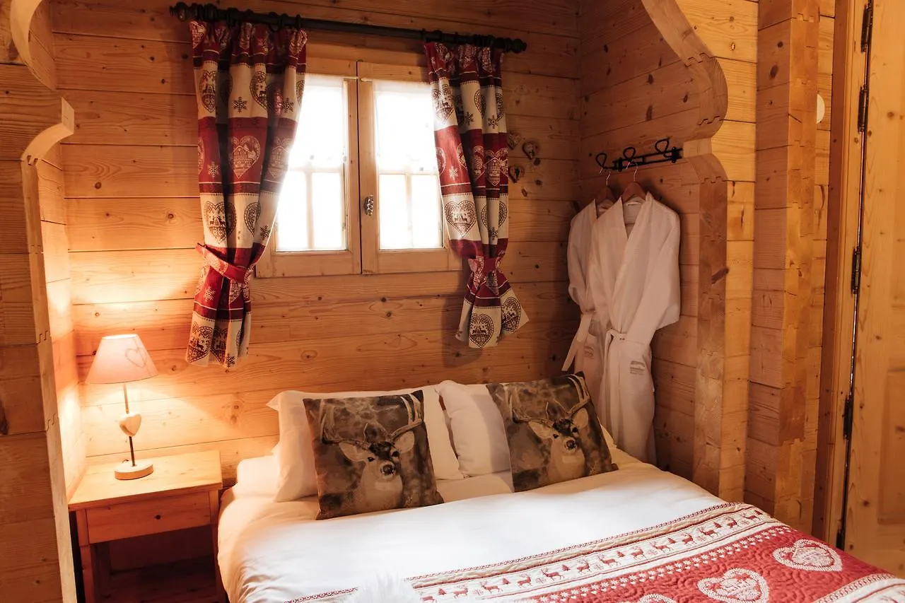 Hotel La Kinkerne Morzine 2*,  France